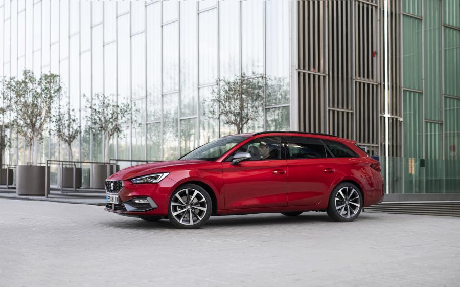  Seat Leon Sportstourer FR 2020 года  (WW) (фото 14 из 29)
